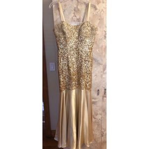 Jovani Gold Gown Size 8